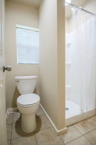 3325 25th St, Fort Worth TX  76106-3304 exterior