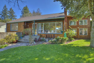 15828 7th Ave, Seattle, WA 98166-3010