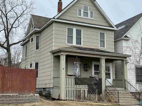 3019 Restormel St, Duluth, MN 55806-1330