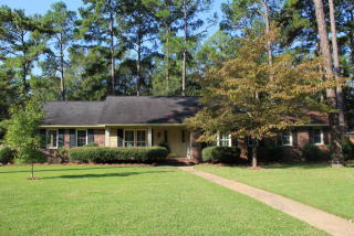 2324 Hawthorne Dr, Albany, GA 31707-2264