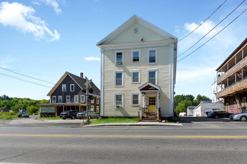6 Jefferson Rd, Carroll, NH 03598-3102