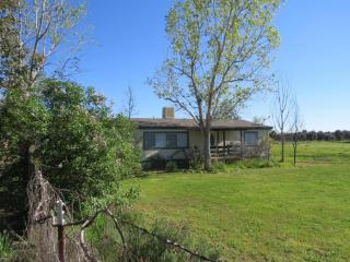 16424 Palm Ave, Anderson, CA 96007-9215