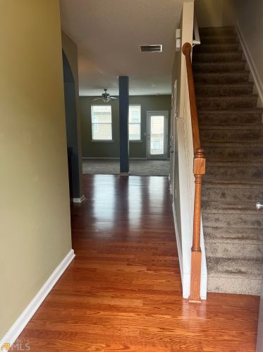 1932 Bayrose Cir, Atlanta GA  30344-1695 exterior