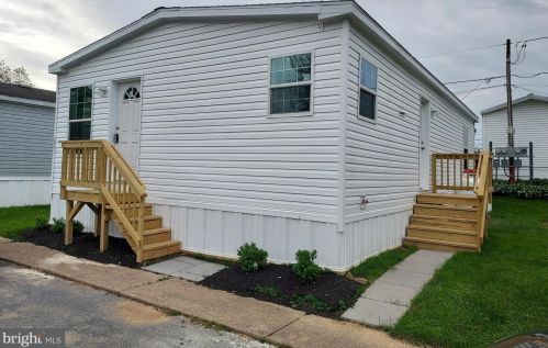 3591 Sparton Rd, Harrisburg, PA 17109-2424