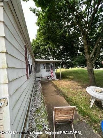533 James St, East Freehold NJ  07728-3412 exterior