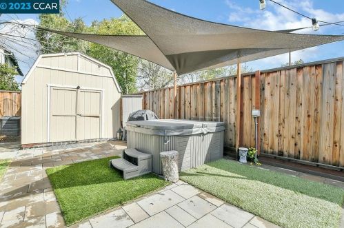 2735 Sinclair Ave, Concord CA  94519-2619 exterior