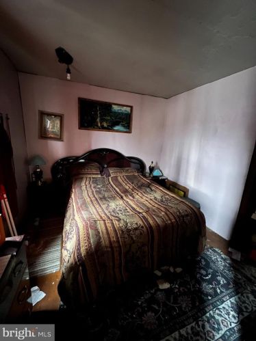 5901 11 St, Philadelphia PA  19141-3210 exterior