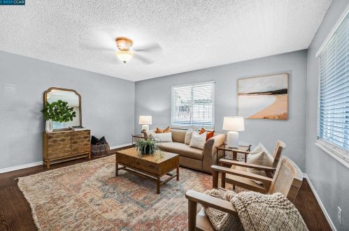588 Paradise Blvd, Hayward, CA 94541-1456