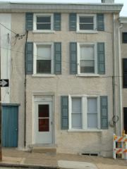 147 Carson St, Philadelphia PA  19127-1332 exterior
