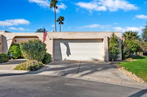 80071 Palm Circle Dr, La Quinta, CA 92253-4415