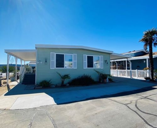 300 Gaviota Pl, Oxnard, CA 93033-6464