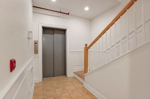 76 New Canaan Ave, Norwalk CT  06850-2645 exterior
