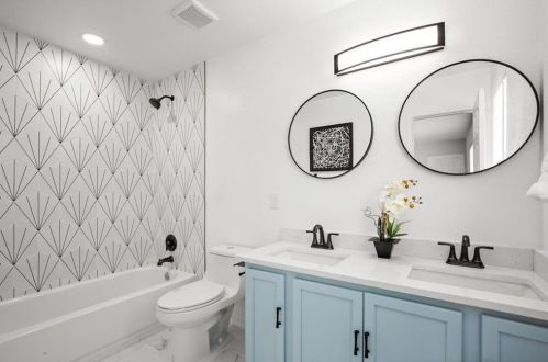 193 Spg Br Loop, Uhland TX 78640-5365 exterior