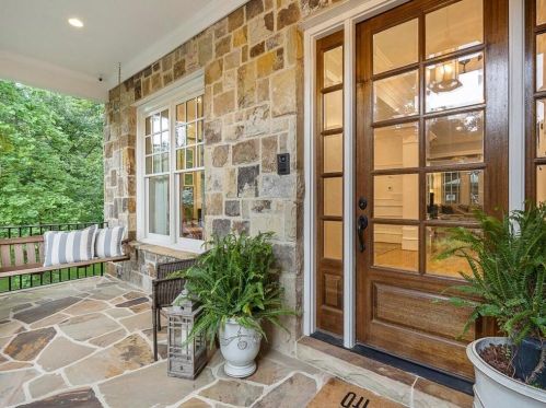 1607 Grant Dr, Atlanta GA  30319-3589 exterior