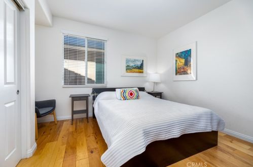 58 Montrose, Irvine CA  92620-1995 exterior