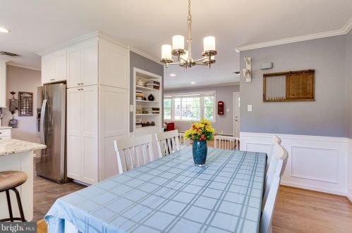 909 Roswell Dr, Silver Spring MD 20901-2128 exterior