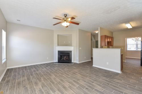 6332 Ellenwood Dr, Rex GA  30273-5025 exterior