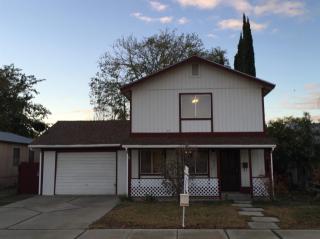 272 Hoover St, Coalinga, CA 93210-2233