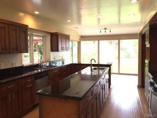 16018 Puesta Del Sol Dr, Whittier CA  90603-1131 exterior