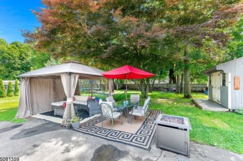 62 2nd Ave, Dover NJ  07803-2914 exterior