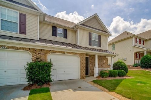 214 Fox Creek Blvd, Holly Springs, GA 30188-5719