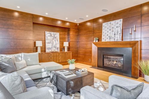 555 Clayton St, Denver CO  80206-4232 exterior