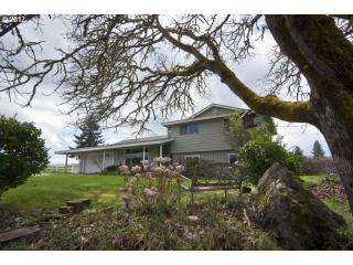 256 Candy Ln, Roseburg OR  97471-9208 exterior
