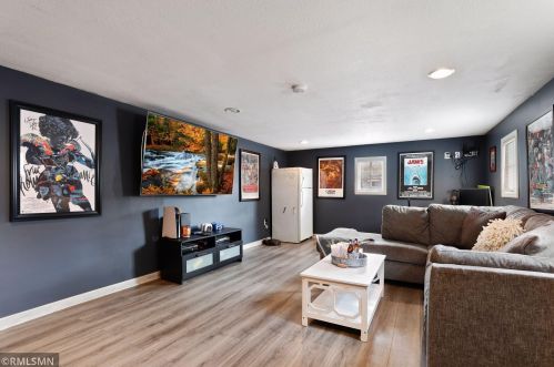 2710 2nd Ave, Saint Paul MN  55109-3320 exterior