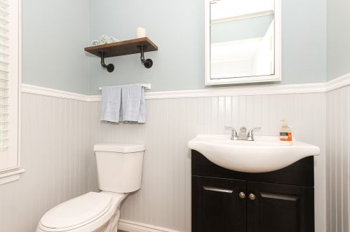 258 El Paso Ln, Carol Stream IL  60188-1737 exterior