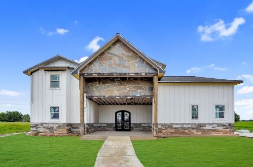 526 Angus Trl, Angleton TX 77515-9833 exterior