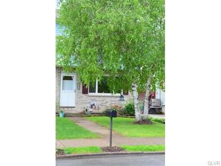1520 Stanhope St, Bethlehem, PA 18017-5420