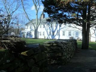 1510 Boston Neck Rd, South Kingstown, RI 02874-2602