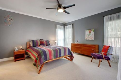 6904 Dogwood Holw, Austin TX  78750-8213 exterior