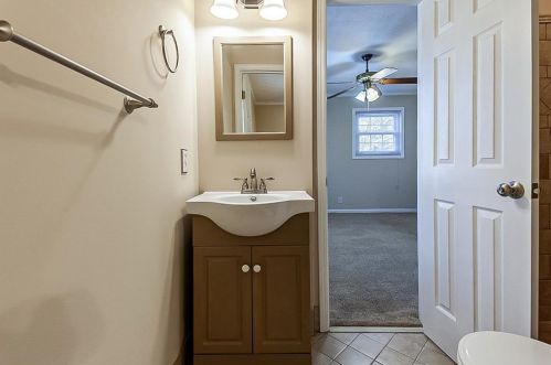 131 Crk Cir, Stockbridge GA  30281-3320 exterior