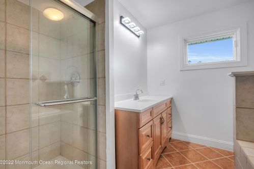 171 Wall St, Tinton Falls NJ  07724-2416 exterior