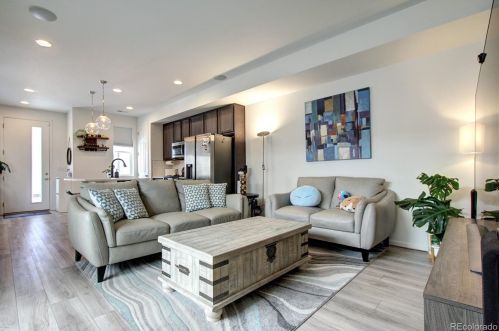 23590 5th Dr, Aurora CO  80018-1602 exterior