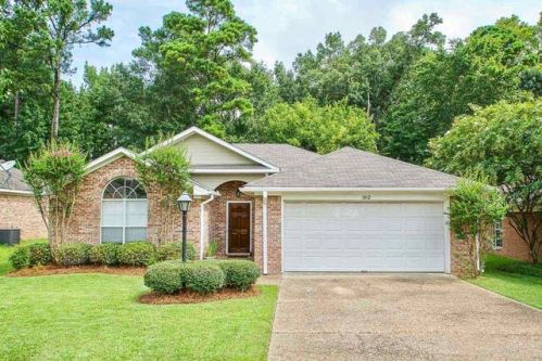 1012 Brashears Pt, Ridgeland, MS 39157-1049