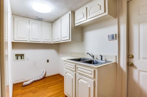 6218 Kenwick Ave, Fort Worth TX  76116-4628 exterior