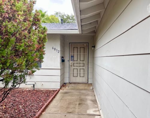 6812 Lakewood Way, Citrus Heights, CA 95662-2917