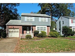 16 Scott Dr, Hampton, VA 23661-1220