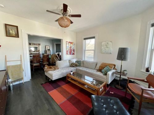 71 Marshall St, Providence, RI 02909-1640