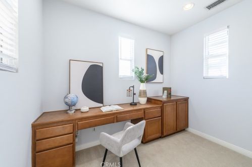 39 Tall Oak, Irvine CA  92603-4213 exterior