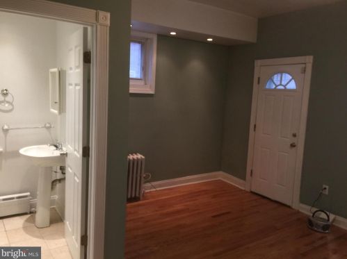 220 53 St, Philadelphia PA 19143-0015 exterior