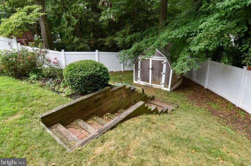 13004 Blue Valley Pl, Silver Spring MD exterior