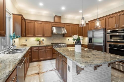 4221 Suffolk Way, Folsom, CA 95762-4117