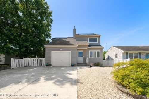 1015 Laurel Blvd, Lacey Township, NJ 08734-2722