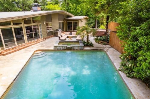 2625 Flemington Rd, Atlanta GA  30345-3507 exterior