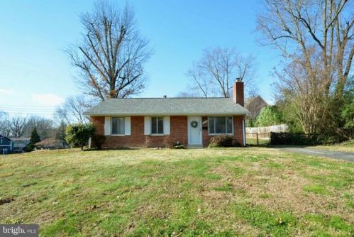 5014 Terrell St, Annandale, VA 22003-5132