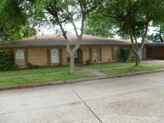 3000 Indiana Ave, Kenner LA  70062-6223 exterior