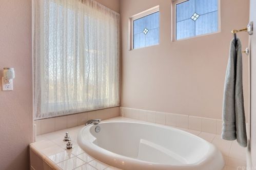 16523 Owl Tree Rd, Riverside CA  92504-9700 exterior